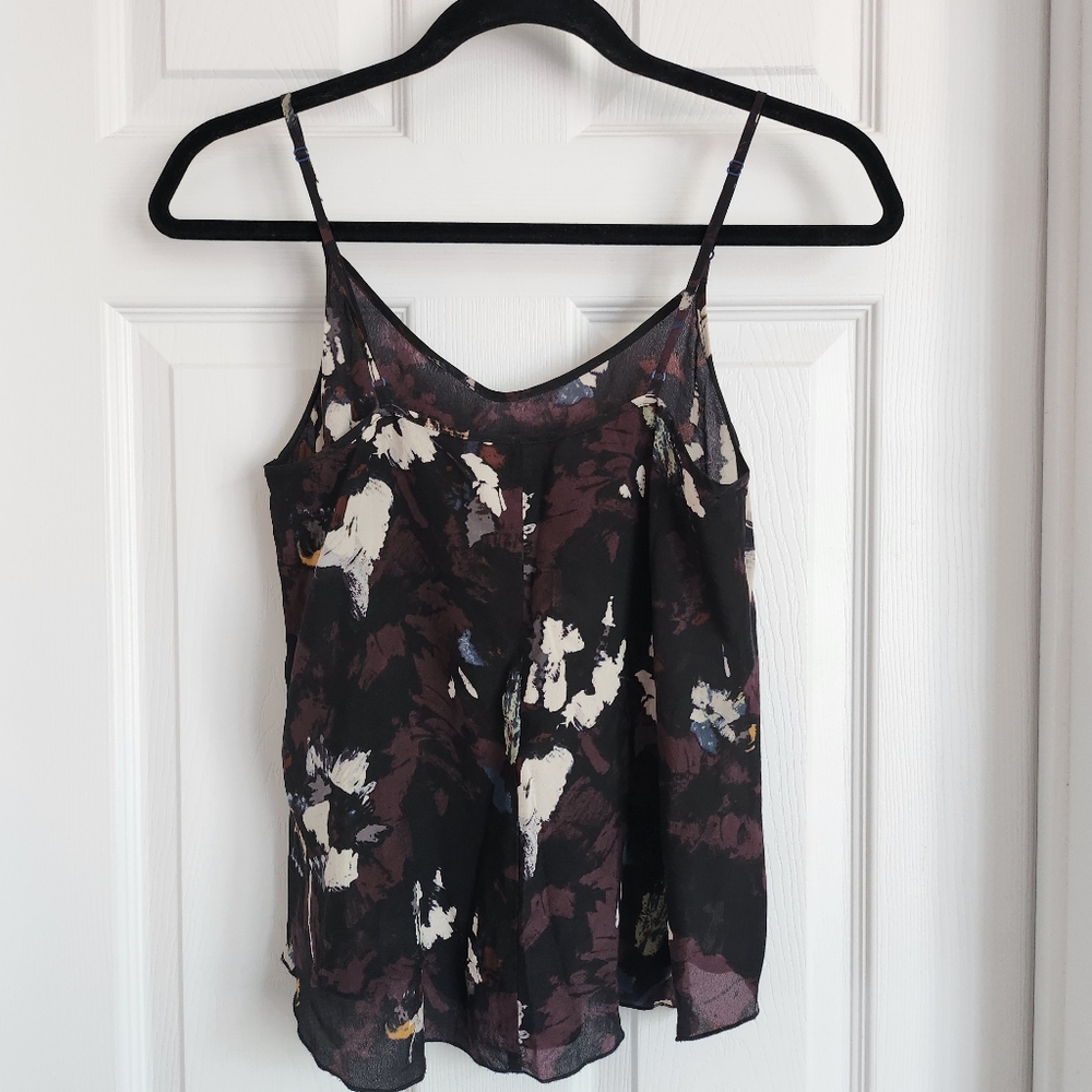 Aritzia Wilfred Minou cami abstract size xs - 100% silk